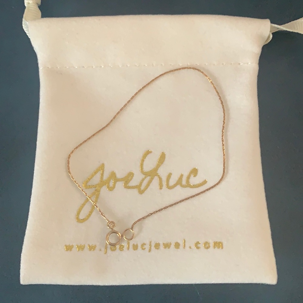 Gold thread bracelet